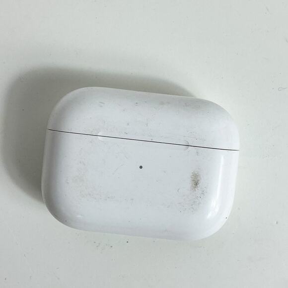Apple Airpods Pro 1st Generation Model A2084 (For Parts/Repair) As Is